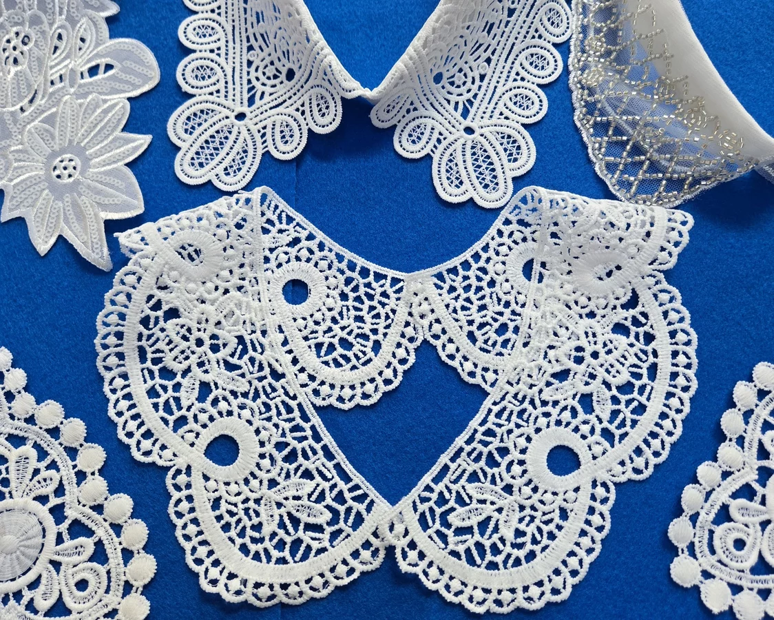 Wrzesień na galowo.   Kołnierzyki